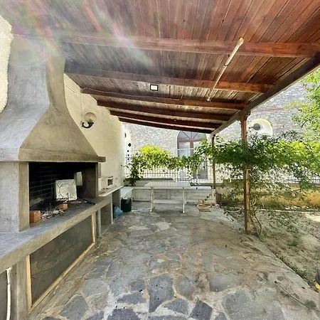 Evian House Tatil Evi *